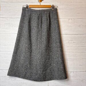 Vintage Pendleton Skirt Size Medium Light Academia Chevron 100% Pure Virgin Wool